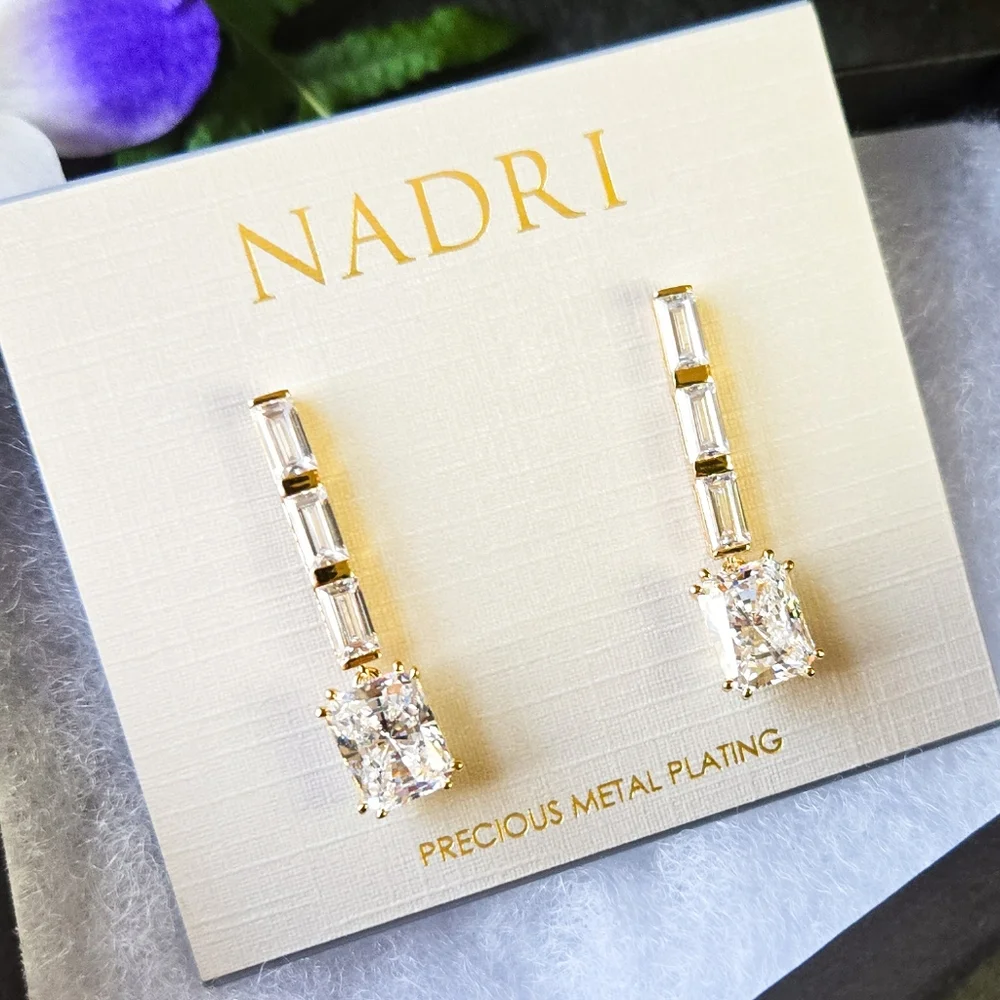 NWT Nadri Chateau Crystal Linear Drop Earrings